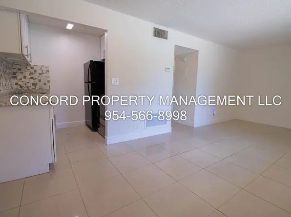 1727 Liberty St, Hollywood, FL