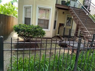 2111 W Montrose Ave #1, Chicago, IL 60618