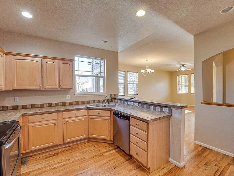 3914 Galileo Dr #B — Photo 16