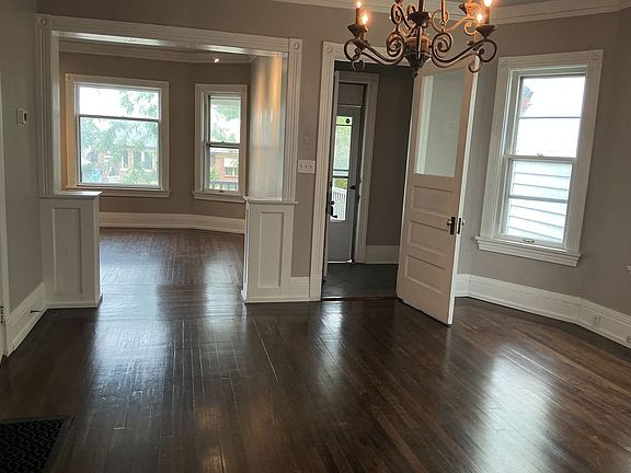 5th image of 2617 S Howell Ave
