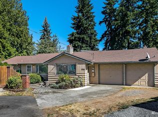 2332 N 136th St, Seattle, WA 98133
