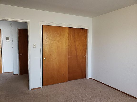 4th image of 2929 Clement St APT 3