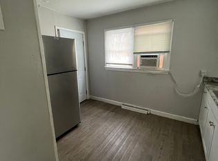 1002 S English St, Greensboro, NC 27401