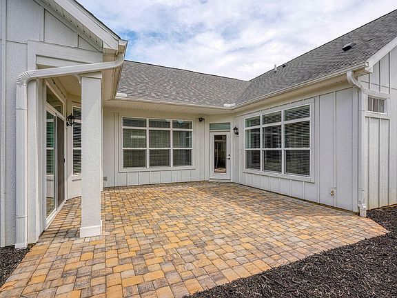 3rd image of 3314 Strickland Dr #38