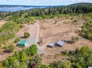 676 Old Gardiner Rd, Sequim, WA 98382