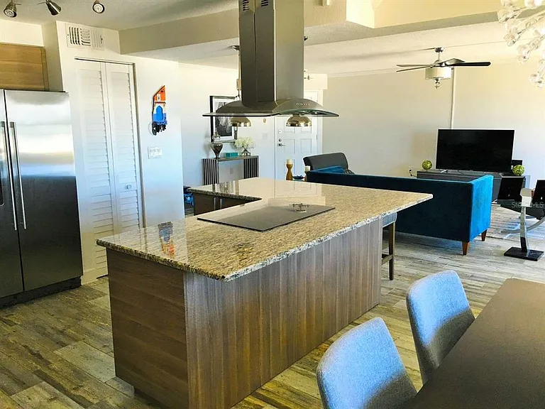 5000 Gulf Blvd #303 — Photo 7
