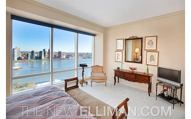 Sold by Douglas Elliman | media 6