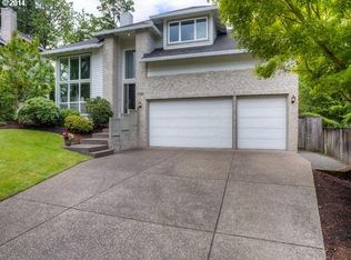 7807 SW Hunt Club Pl, Portland, OR 97219