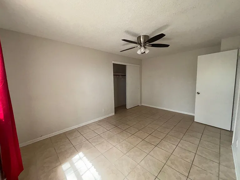 8352 Homeport Ct #1A — Photo 11