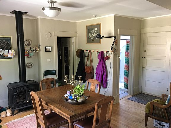 5th image of 1520 Albany Ave