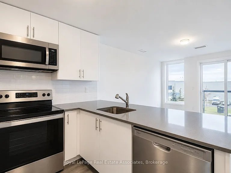3401 Ridgeway Dr #312 — Photo 3