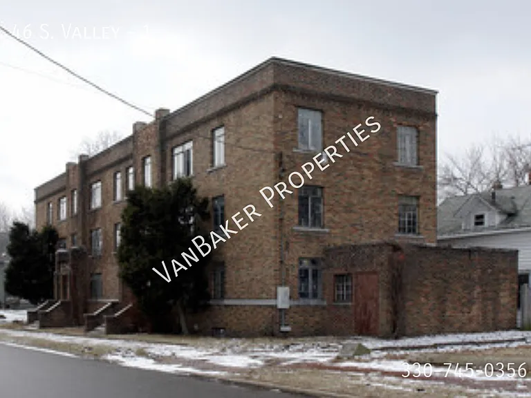 46 S Valley St #1 — Photo 1