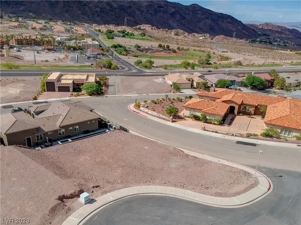375 Crystal Ct, Boulder, NV 89005