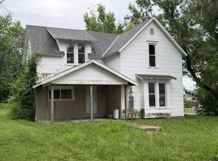 404 E 5th St, Cameron, MO 64429