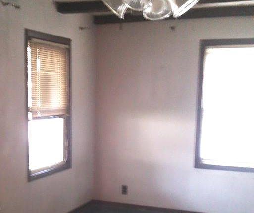 4th image of 9416 Muriel Ave