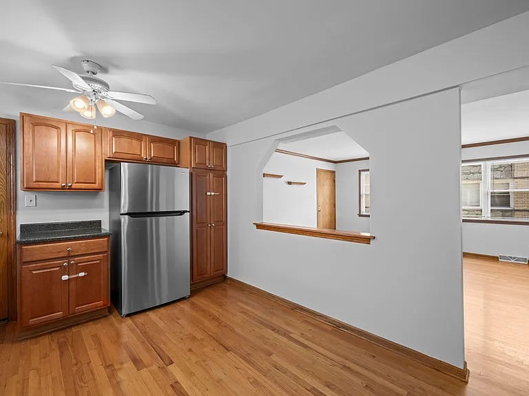8610 W Summerdale Ave #2S — Photo 9