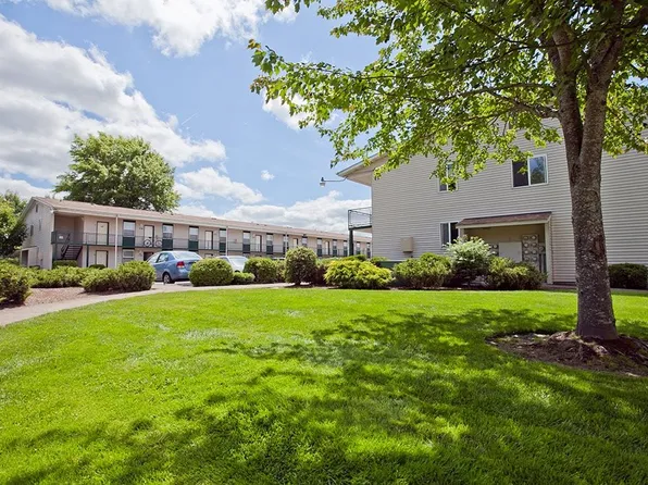 West Hills Village, 1459 City View St APT 119, Eugene, OR 97402