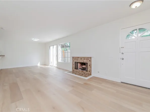 107 Oxford #34, Irvine, CA 92612