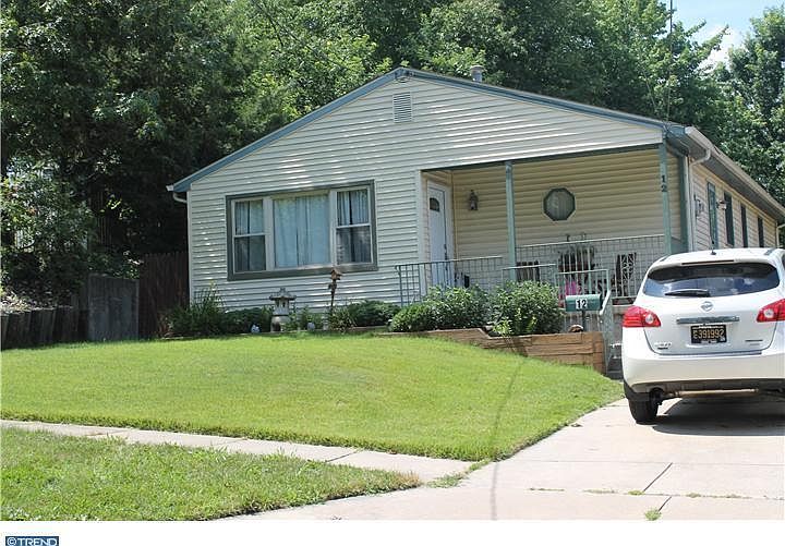 For Sale: 12 E Crestwood Ave, Somerdale, NJ 08083
