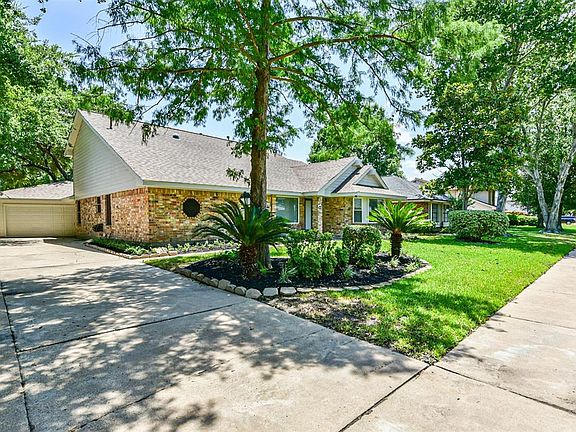 2nd image of 22923 Benbury Drive