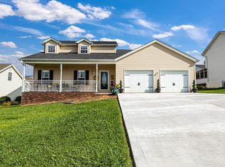 204 Henrys Ln, Bristol, VA 24202