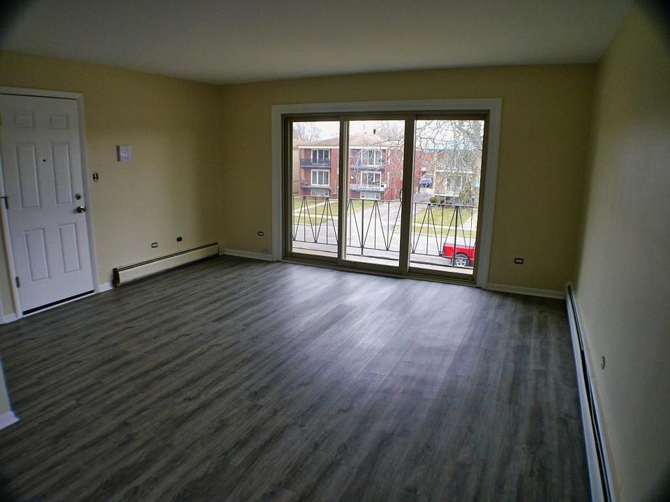 10410 Moody Ave, Chicago Ridge, IL 60415 Zillow