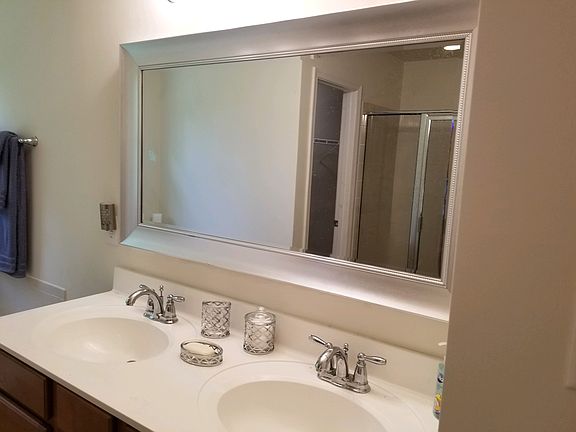 4th image of 7207 Swanhaven Dr