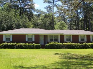 204 Robin Hood Rd, Thomasville, GA 31792