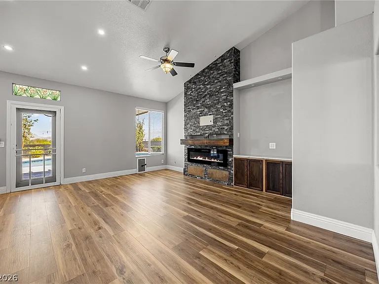 328 Waterwheel Falls Dr — Photo 8