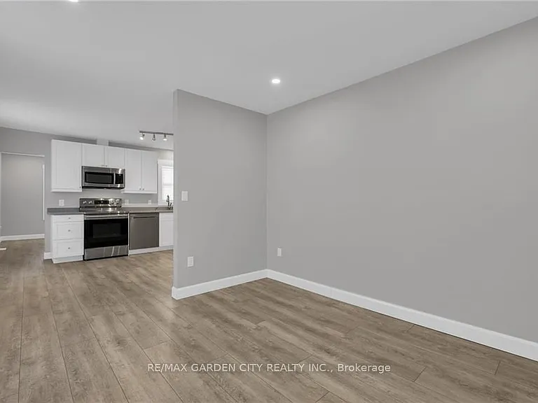 27 Saint George St #MAIN — Photo 5