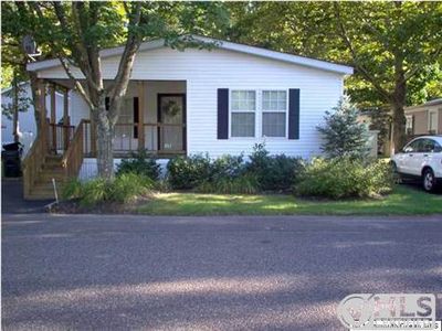 36 Village Rd, Morganville, NJ, 07751