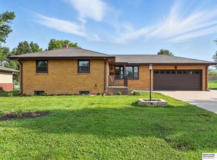 5222 A St, Omaha, NE 68106
