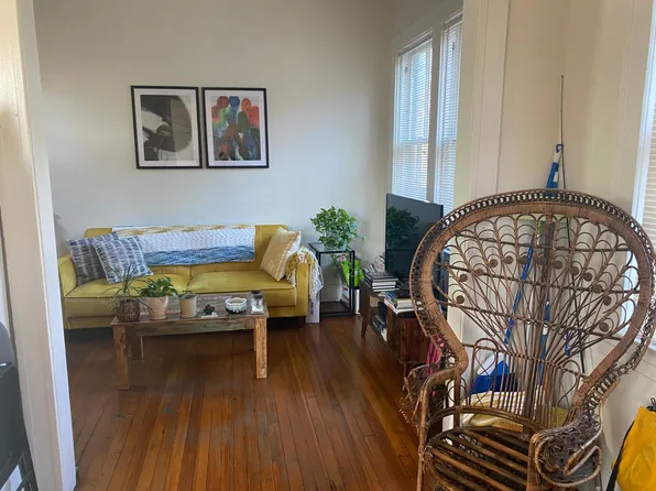 251 Robert St APT 6, Baltimore, MD 21217