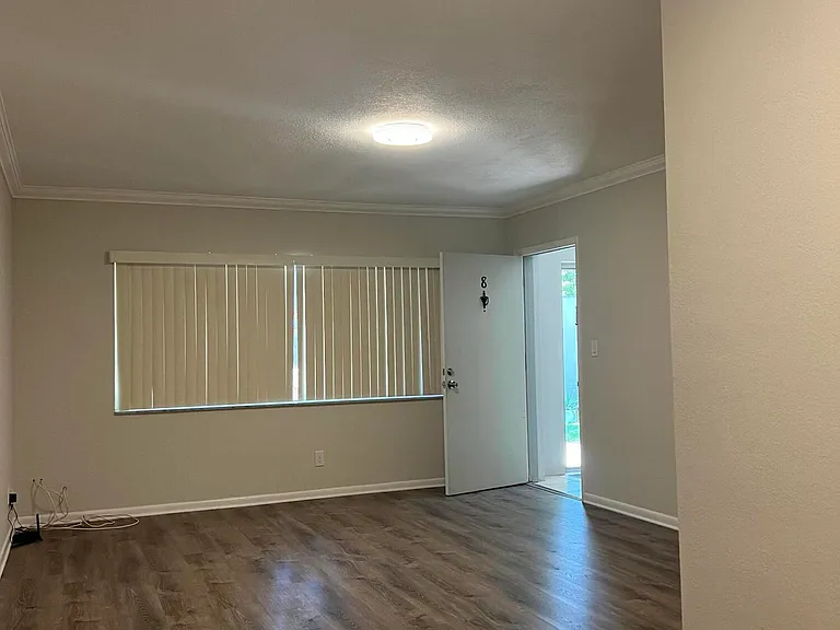 3550 NW 8th Ave #808 — Photo 4