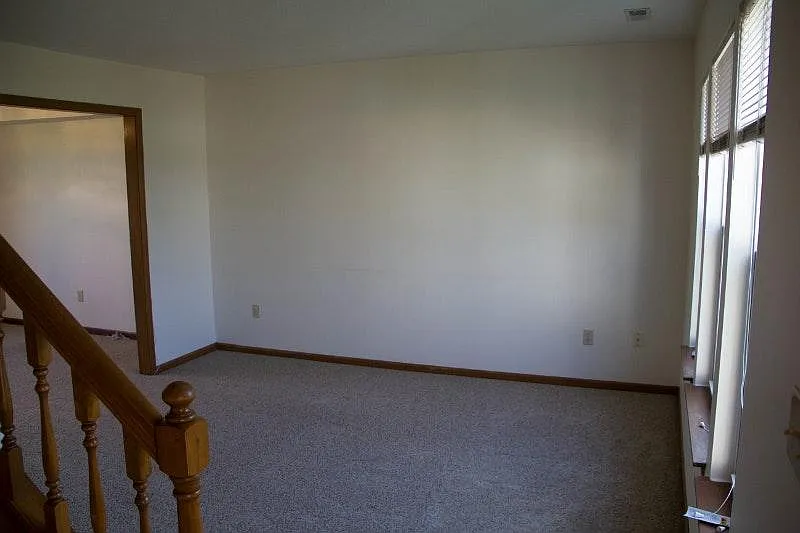 4 bed, 2.5 bath, 1920 sqft, $2,250 — Photo 4