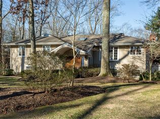 10 Montrose Pl, Melville, NY 11747