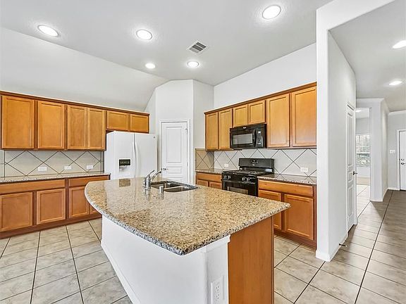 2nd image of 30218 Live Oak Way