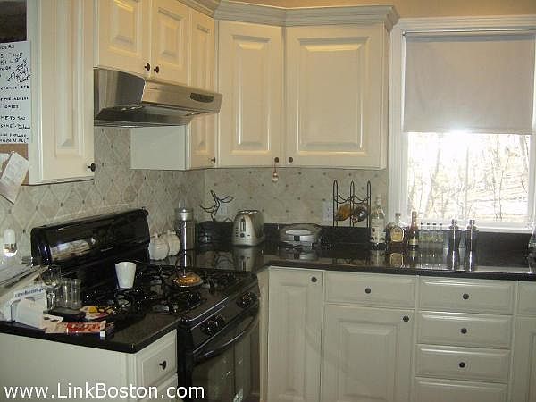 2nd image of 15 Chilton Pl