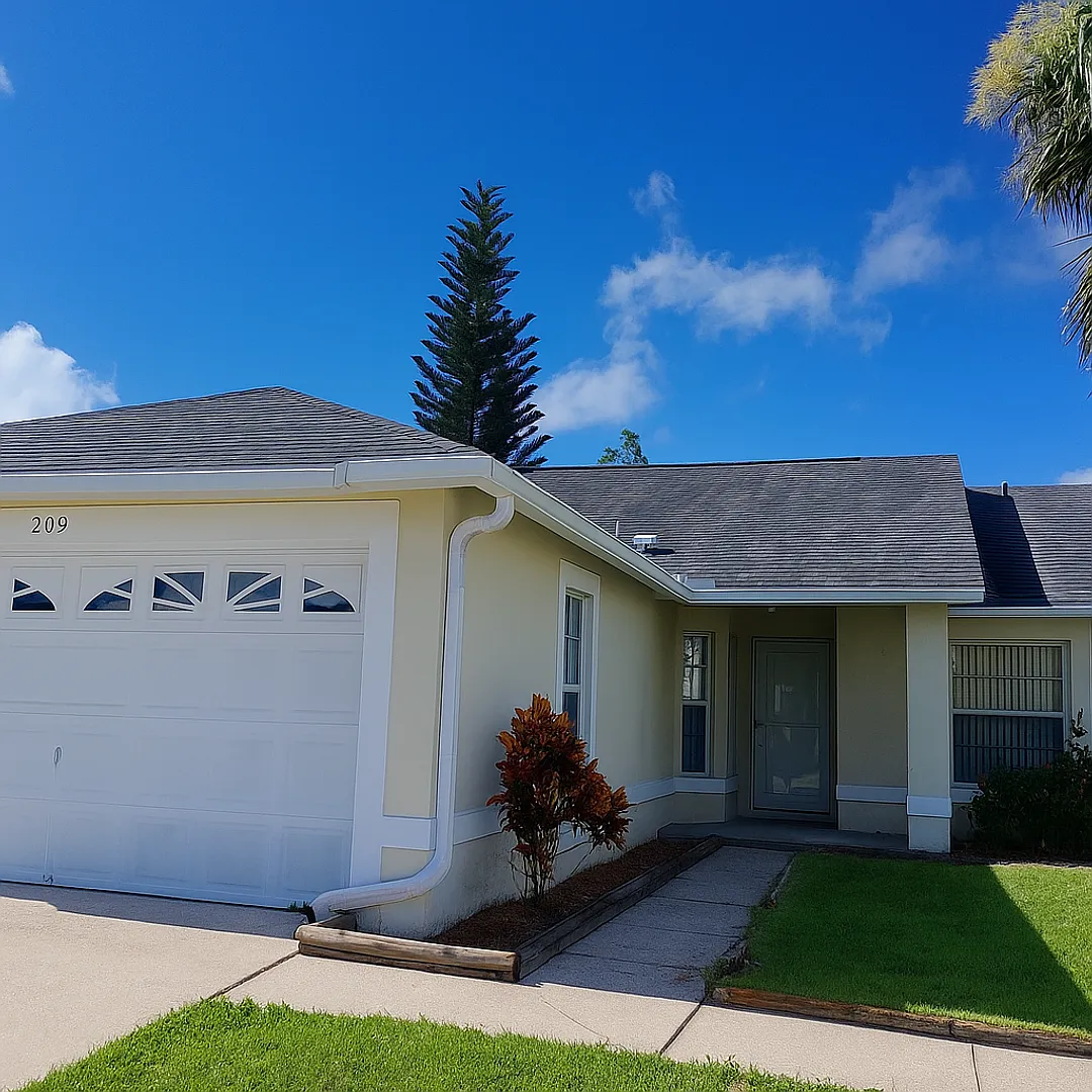 Kissimmee Single Family 3x2 Home! — Photo 1