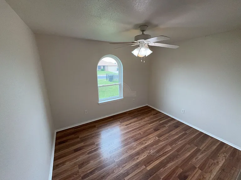 2808 Cactus Dr — Photo 10
