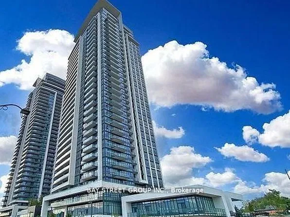 38 Gandhi Ln #210, Markham, ON L3T 0G4