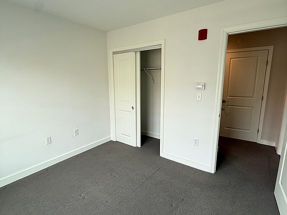 4th image of 11 Alder St #2C