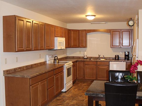 2nd image of 2440 Southwoods Dr Unit 7