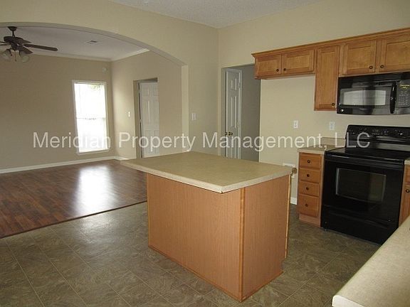 5th image of 2668 Bending Elm Dr