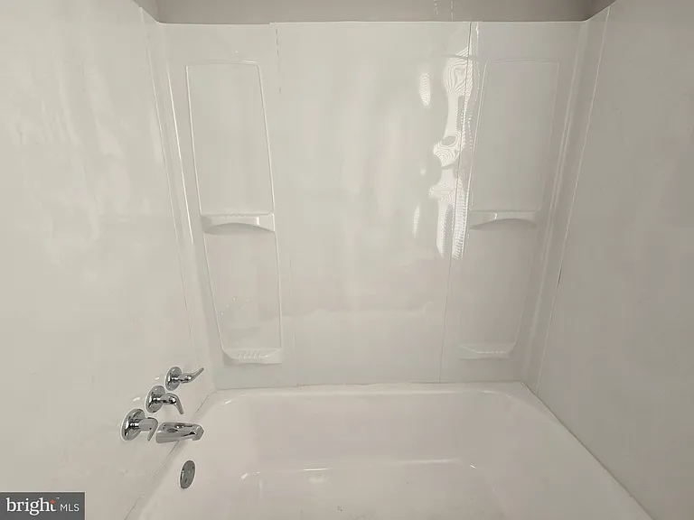 5526 N Mascher St #2 — Photo 9
