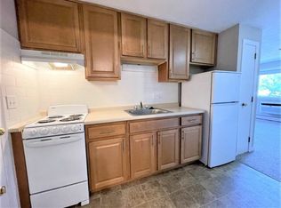17 Burlington St SUITE 4, Woburn, MA 01801