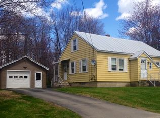 8 Baker St, Winslow, ME 04901