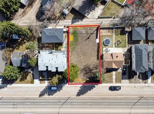 10655 61st Ave NW, Edmonton, AB T6H 1L8
