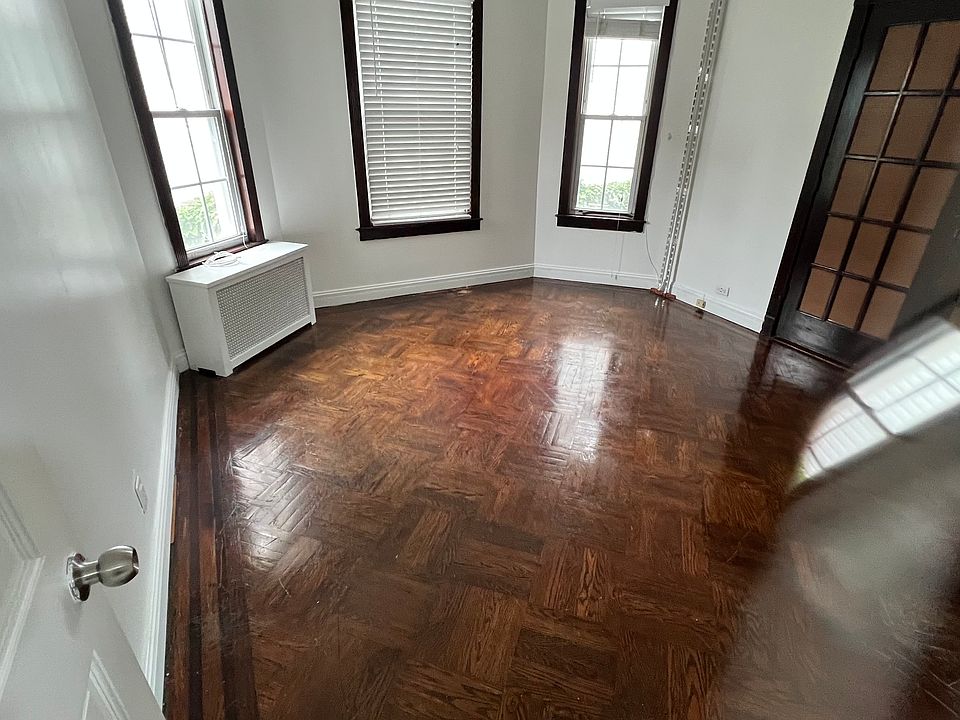 1st image of 8809 107th St Floor 1