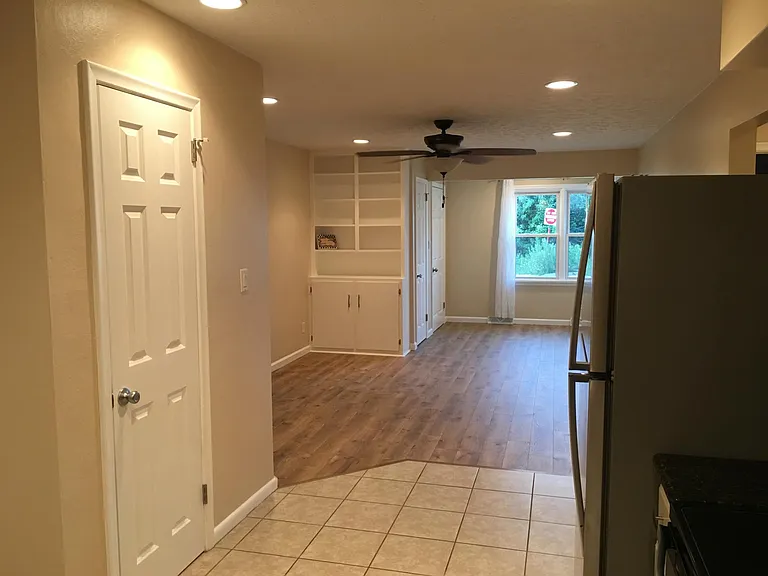 Valley View Dr — Photo 7